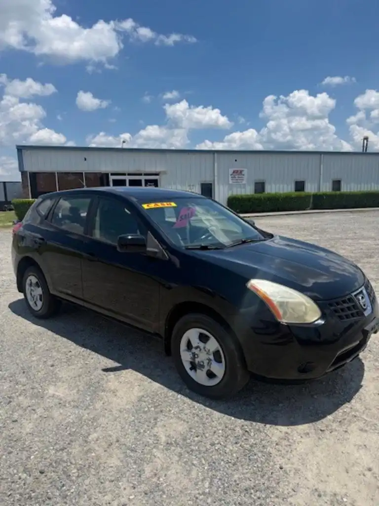 2009 Nissan Rogue S's photo