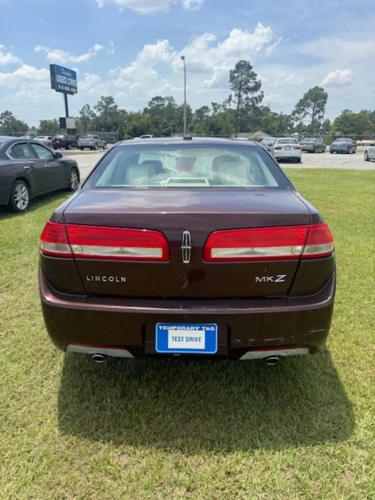 2012 Lincoln MKZ V6 photo 3