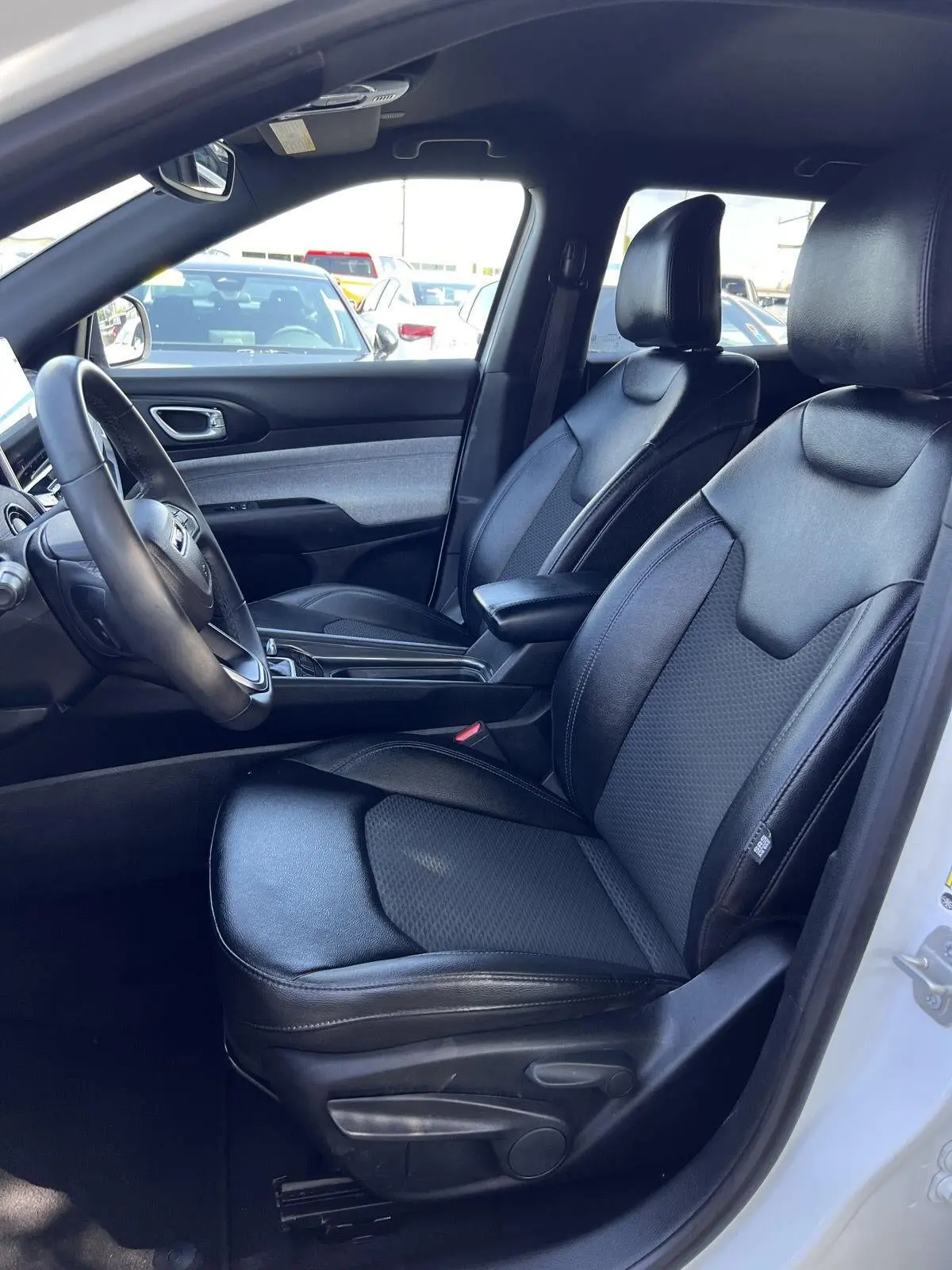 2024 Jeep Compass Latitude 4X4 photo 4