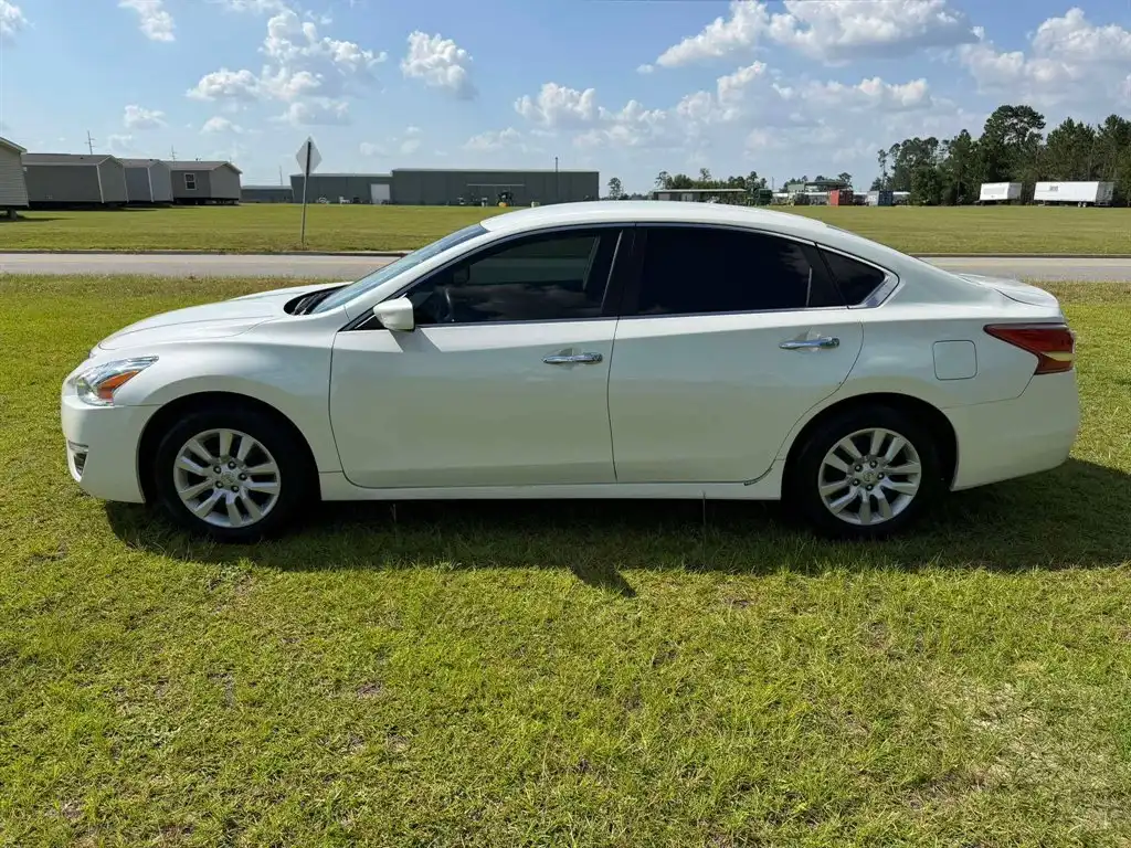 2013 Nissan Altima 2.5 S CVT's photo