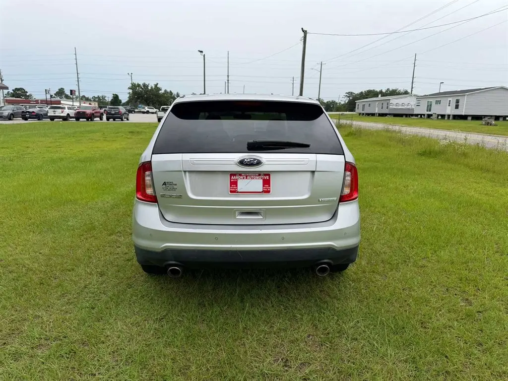 2014 Ford Edge SE photo 4