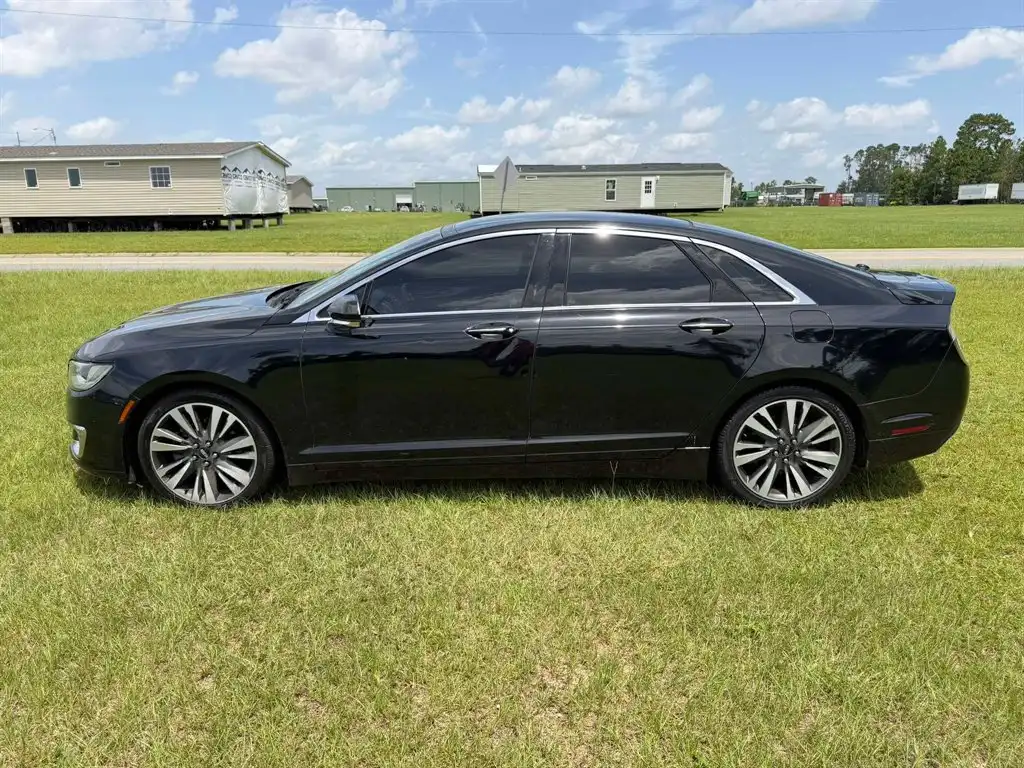 2017 Lincoln MKZ Select FWD's photo