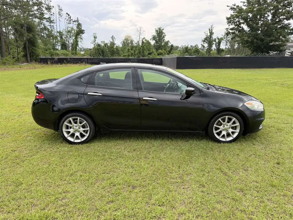 2013 Dodge Dart 2.0 Limited photo 3