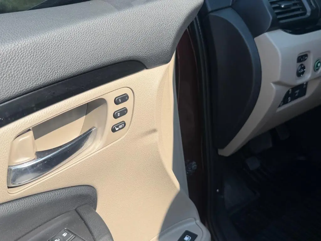 2019 Honda Ridgeline RTL-E AWD photo 5