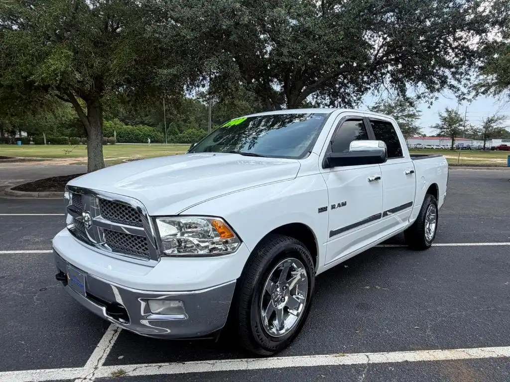 2010 RAM 1500 Laramie Crew Cab's photo