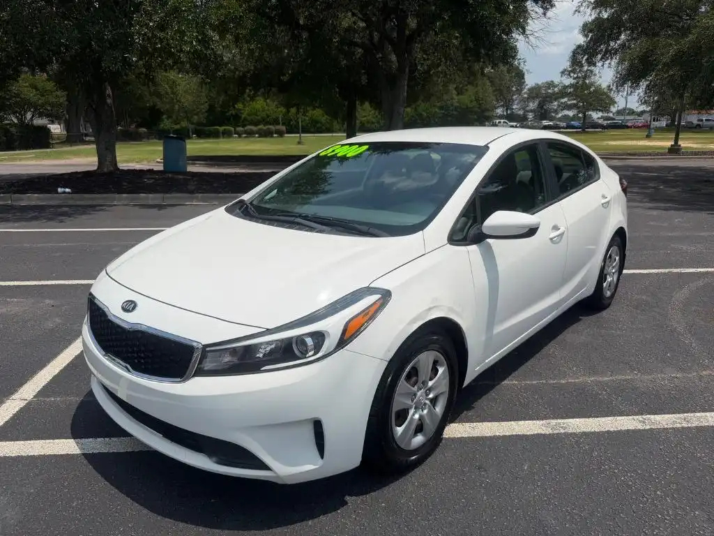 2018 Kia Forte LX's photo
