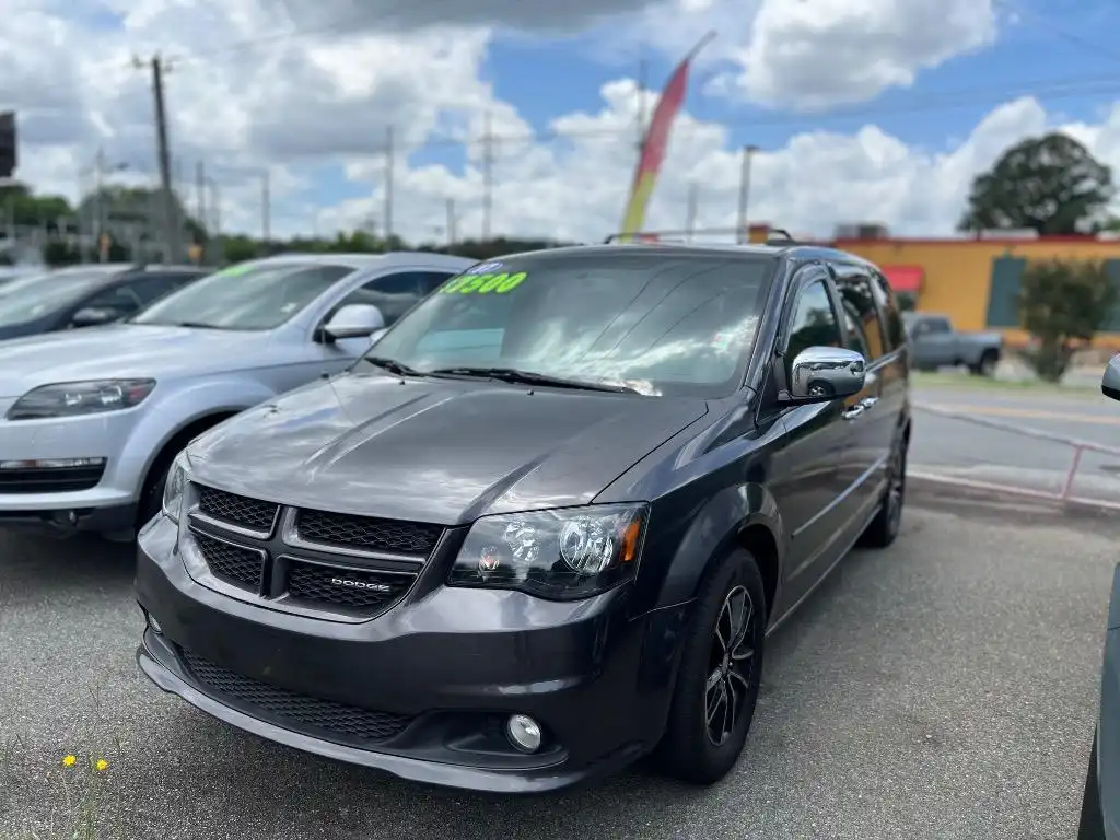 2017 Dodge Grand Caravan GT's photo