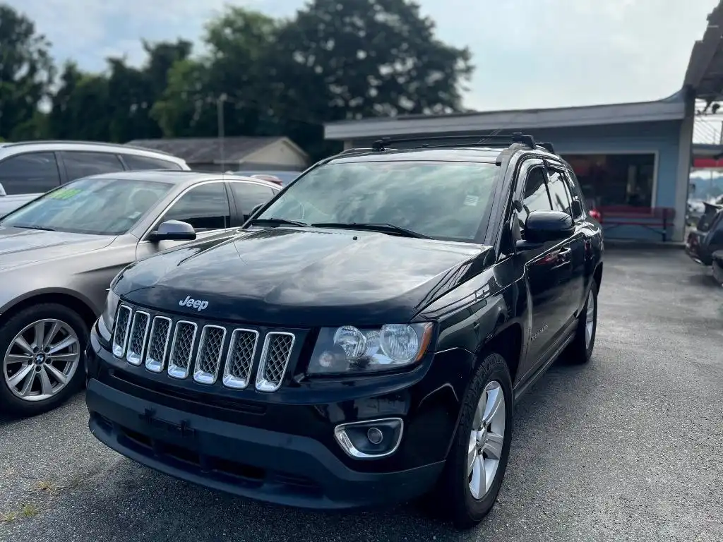 2015 Jeep Compass Latitude High Altitude Edition 4X4's photo