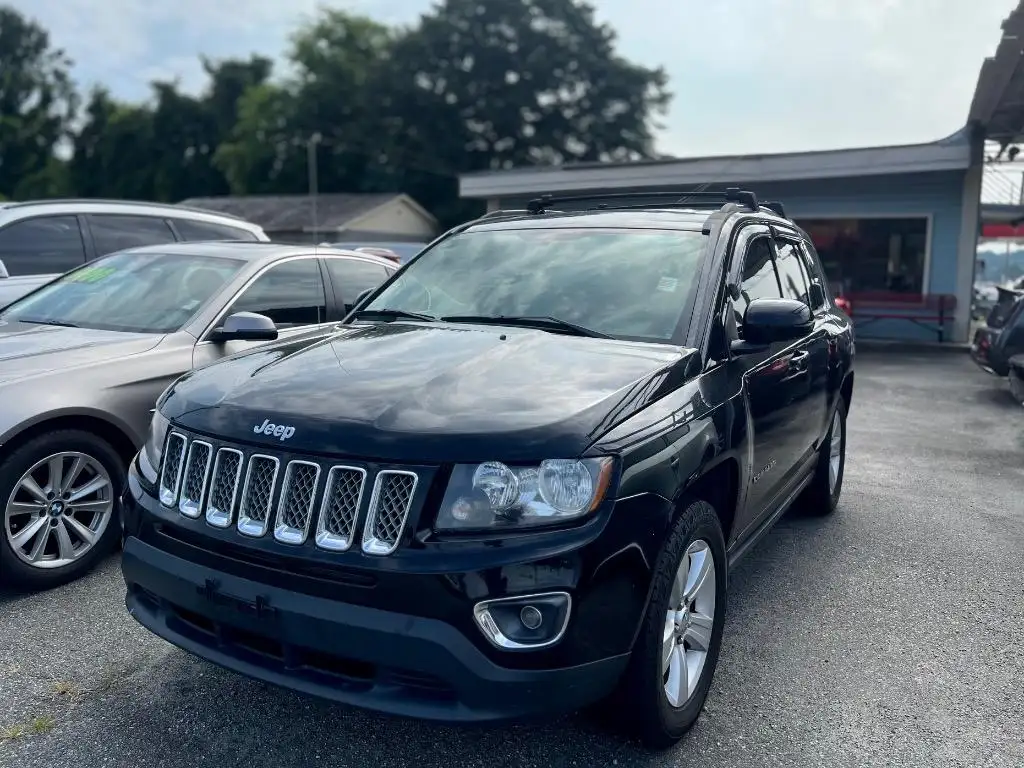 2015 Jeep Compass Latitude High Altitude Edition 4X4's photo