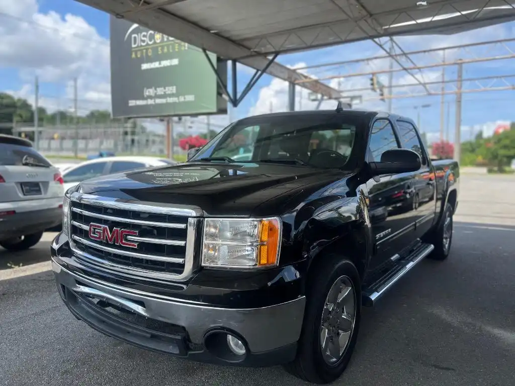 2013 GMC Sierra 2WD Crew Cab SLT SWB's photo