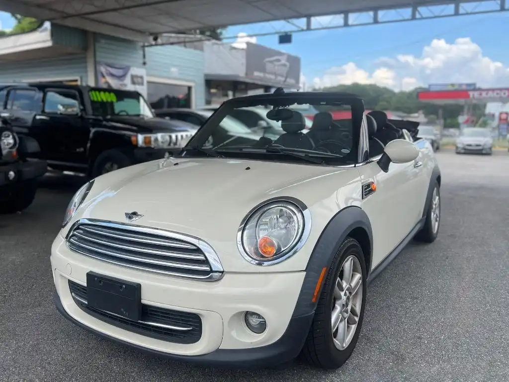 2012 MINI Cooper Base's photo