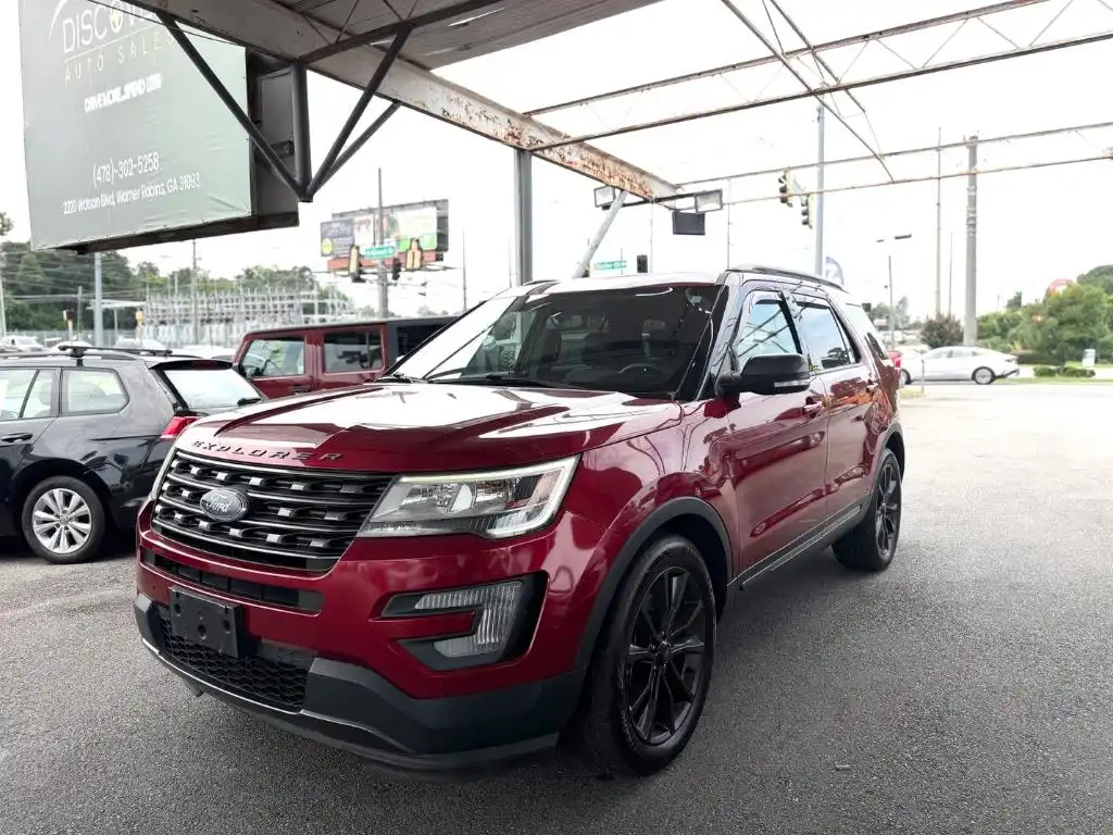 2017 Ford Explorer XLT FWD's photo