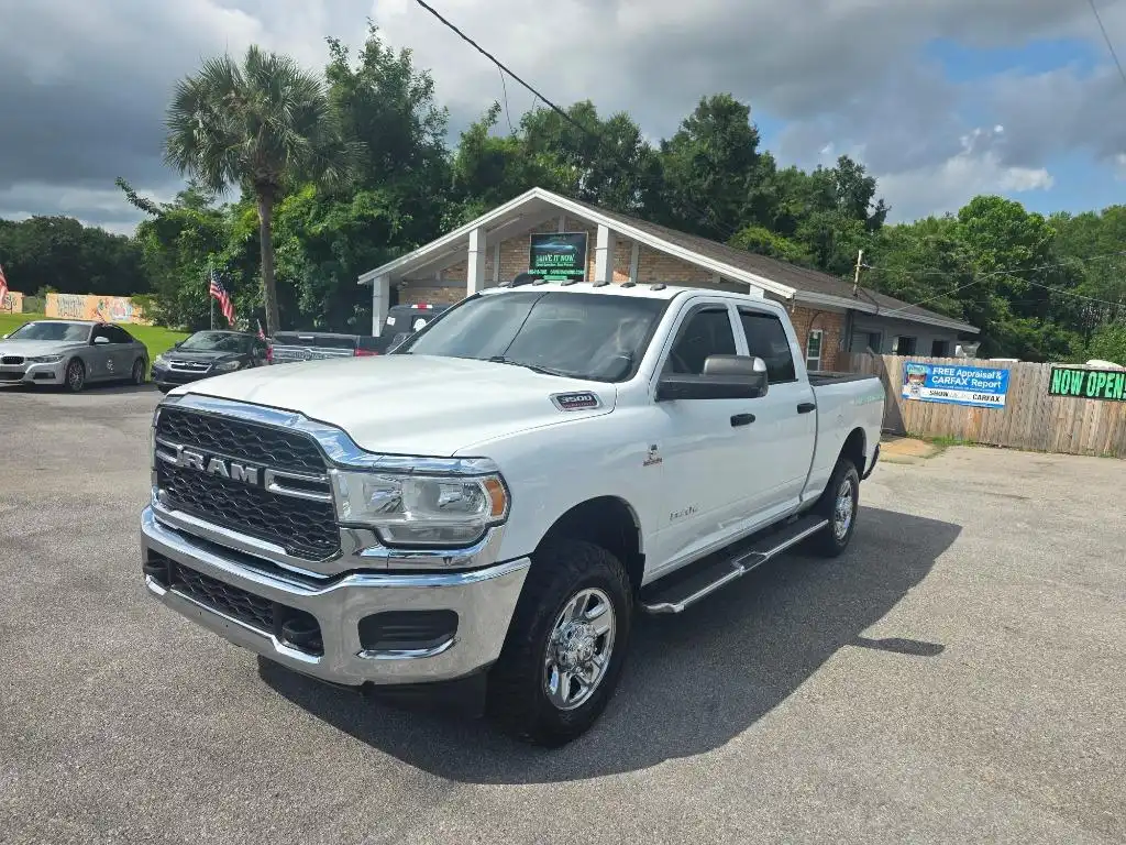 2021 RAM 3500 Tradesman 4X4 Crew Cab SWB's photo