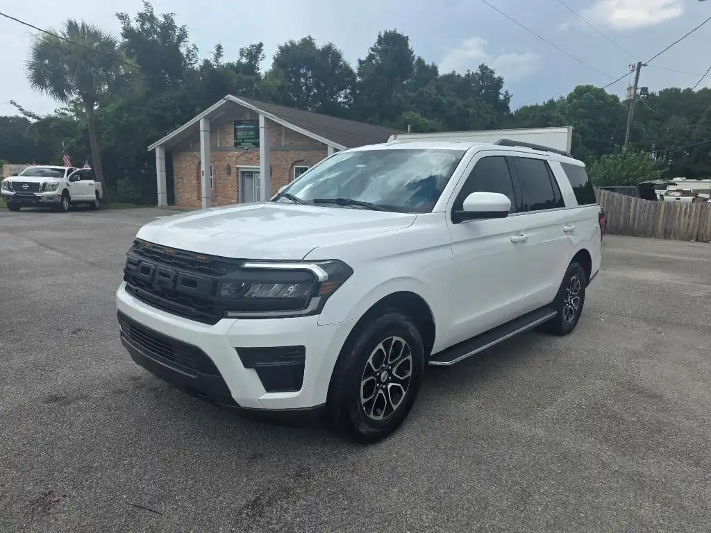 2022 Ford Expedition XLT 4x4's photo