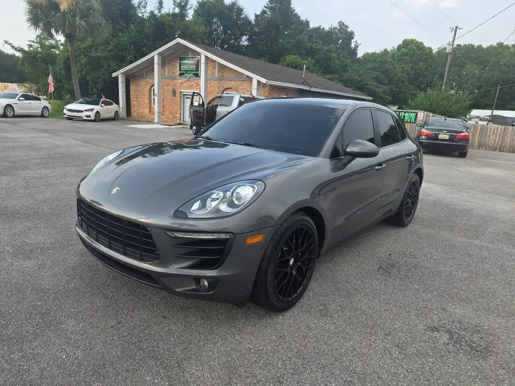 2015 Porsche Macan S's photo