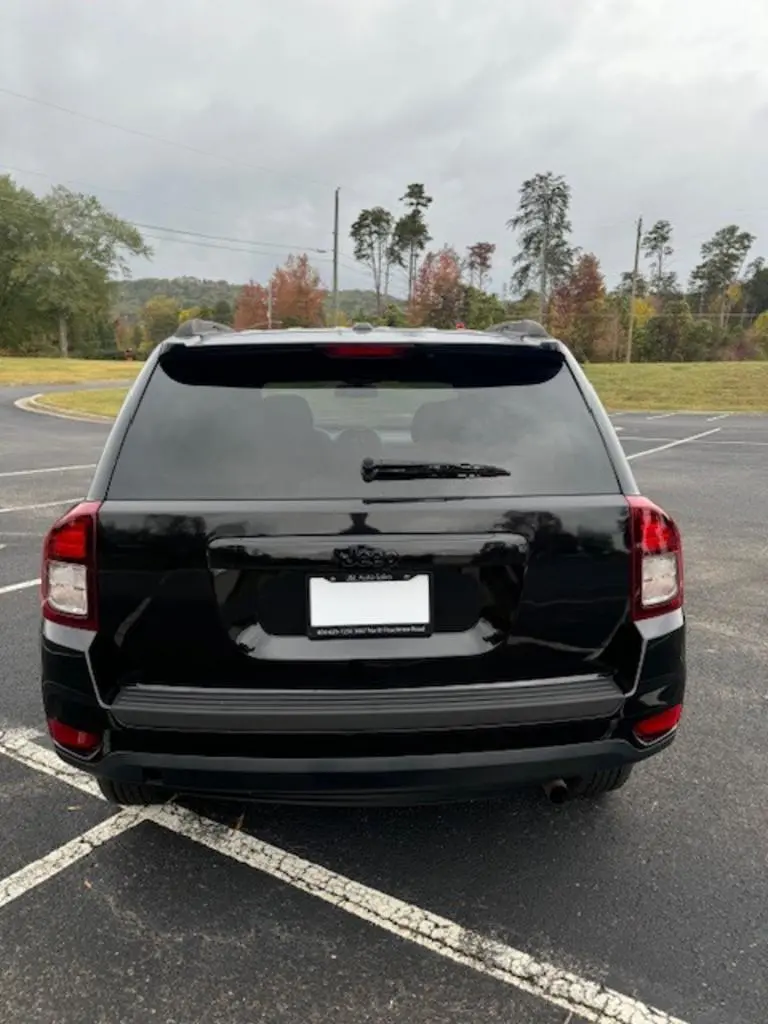2016 Jeep Compass Sport photo 5