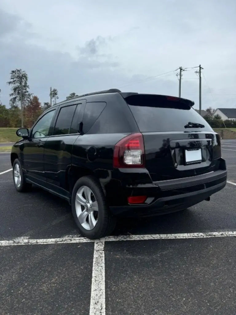 2016 Jeep Compass Sport photo 4