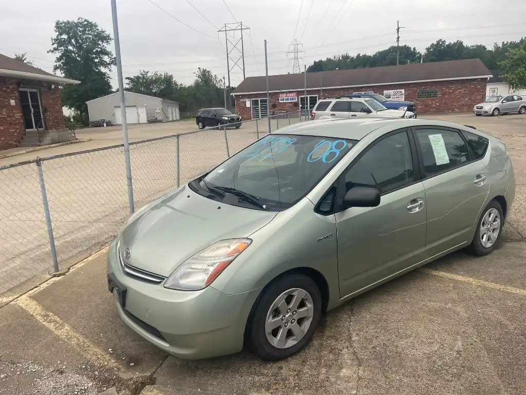2008 Toyota Prius Hybrid Touring's photo