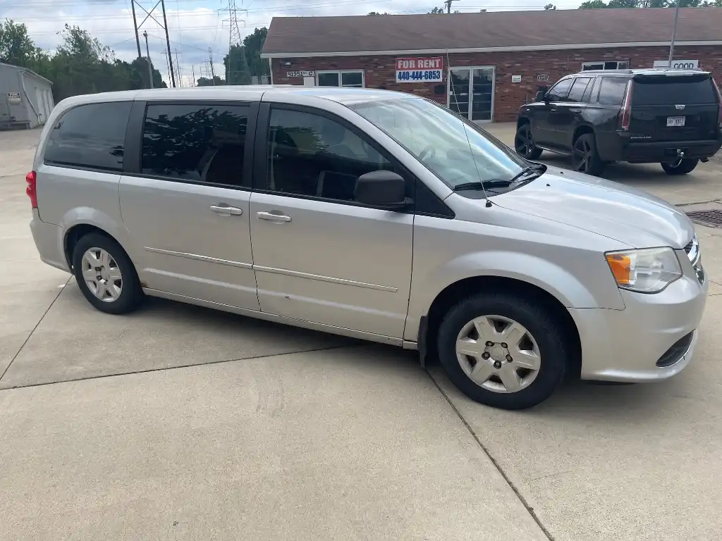 2012 Dodge Grand Caravan SE's photo