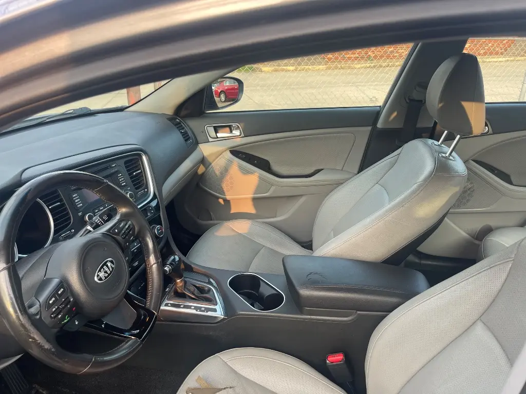 2015 Kia Optima EX AT photo 4