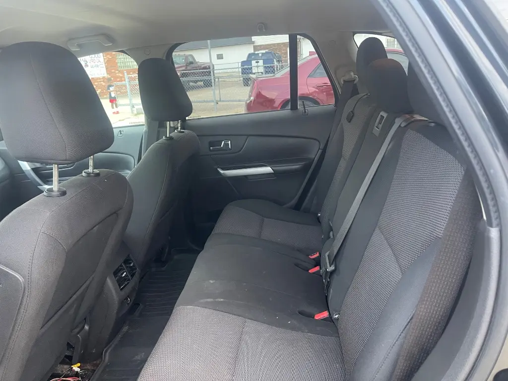 2011 Ford Edge SEL AWD photo 4