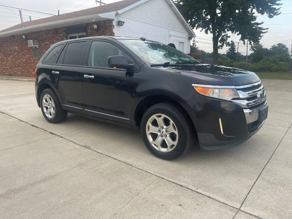 2011 Ford Edge SEL AWD photo 1