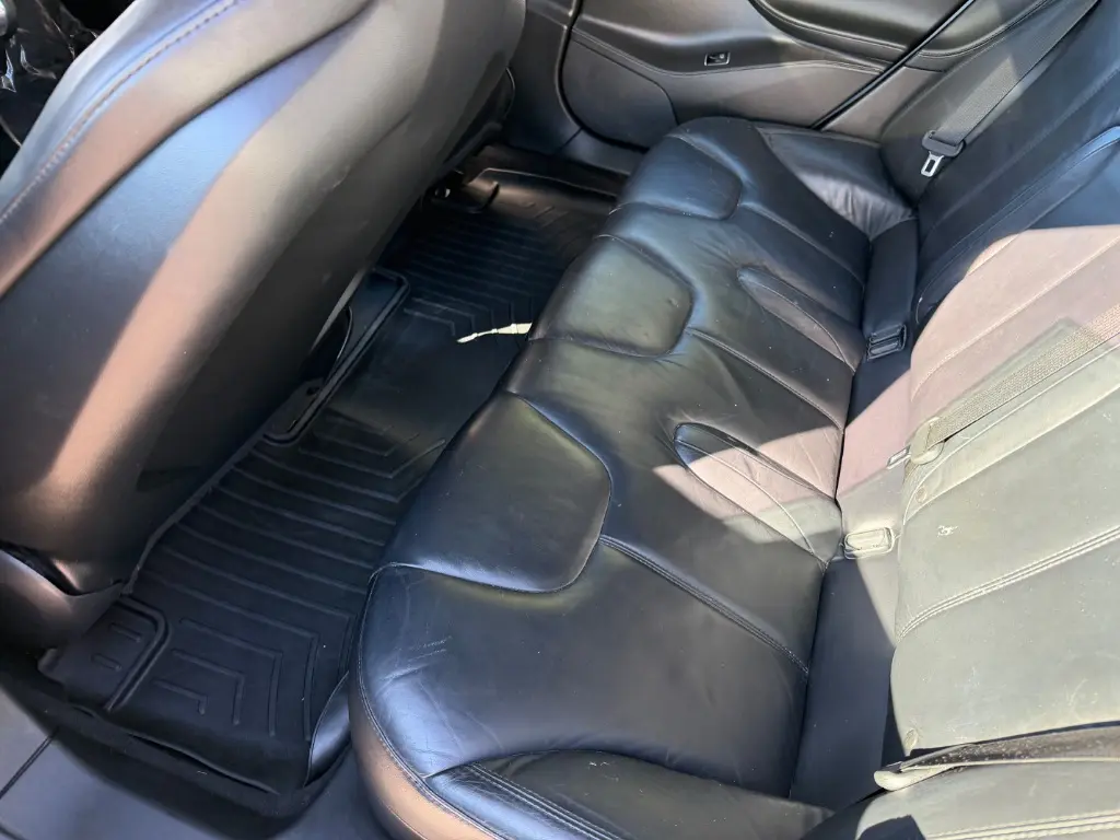 2014 Tesla Model S 85 kWh photo 3