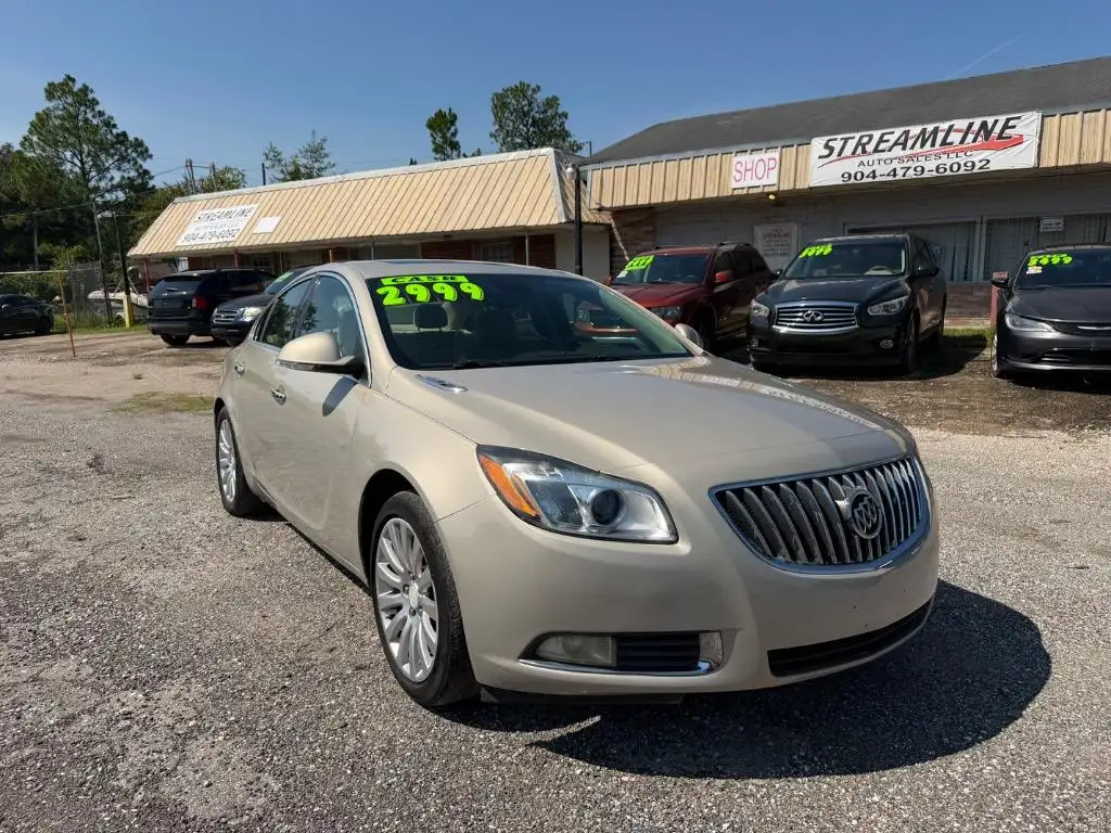 2012 Buick Regal Premium 2's photo