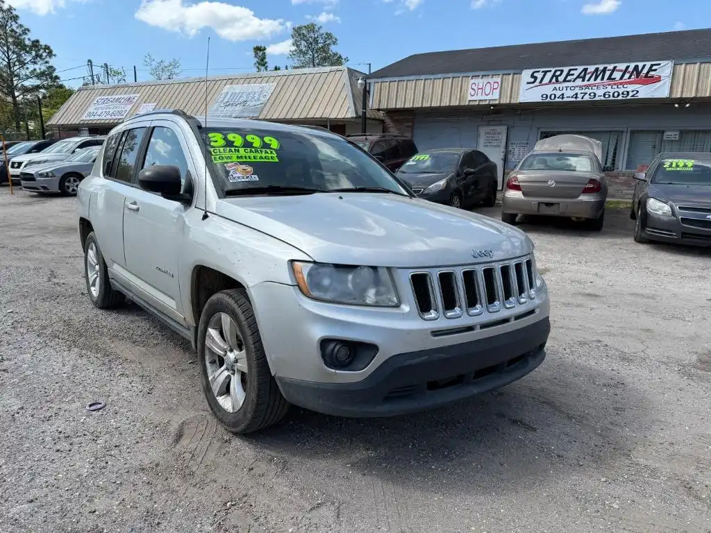 2011 Jeep Compass Base's photo