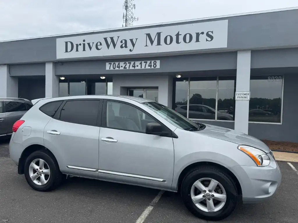 2012 Nissan Rogue S FWD's photo