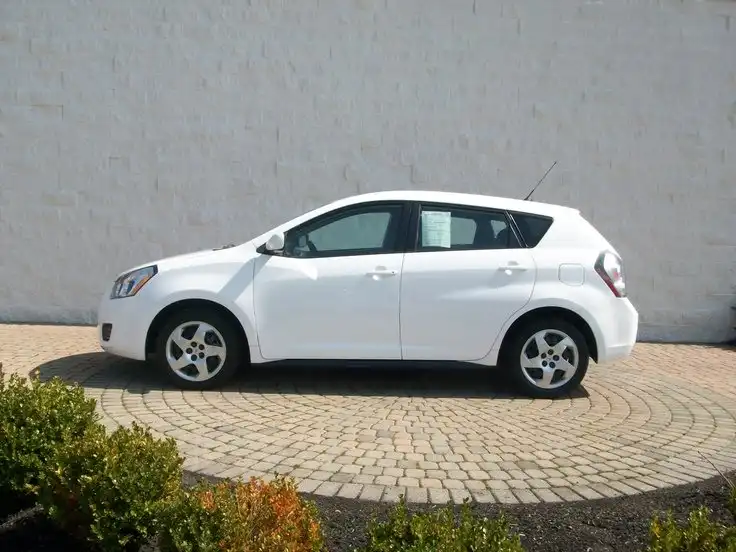 2009 Pontiac Vibe 2.4L's photo