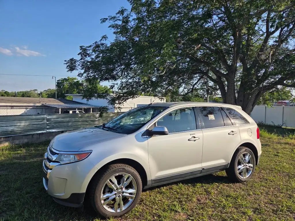 2013 Ford Edge Limited's photo