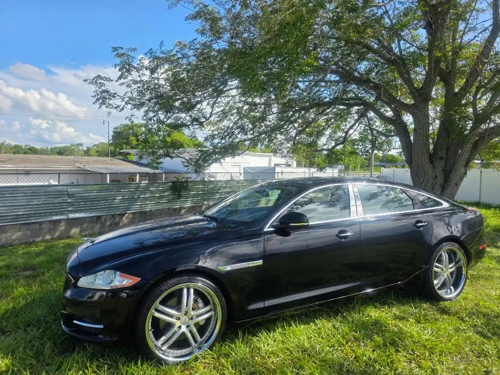 2013 Jaguar XJ XJL Portfolio's photo