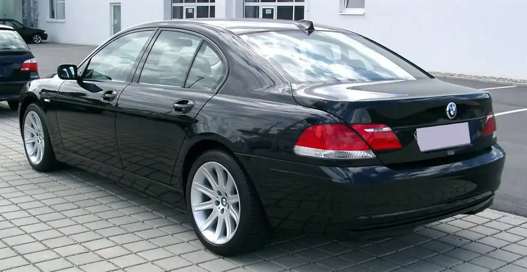 2005 BMW 7 Series 745Li's photo