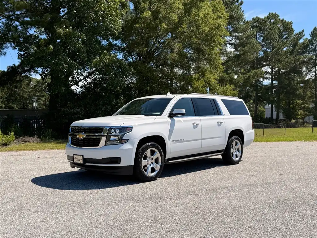 2016 Chevrolet Suburban LT 2WD 1500's photo