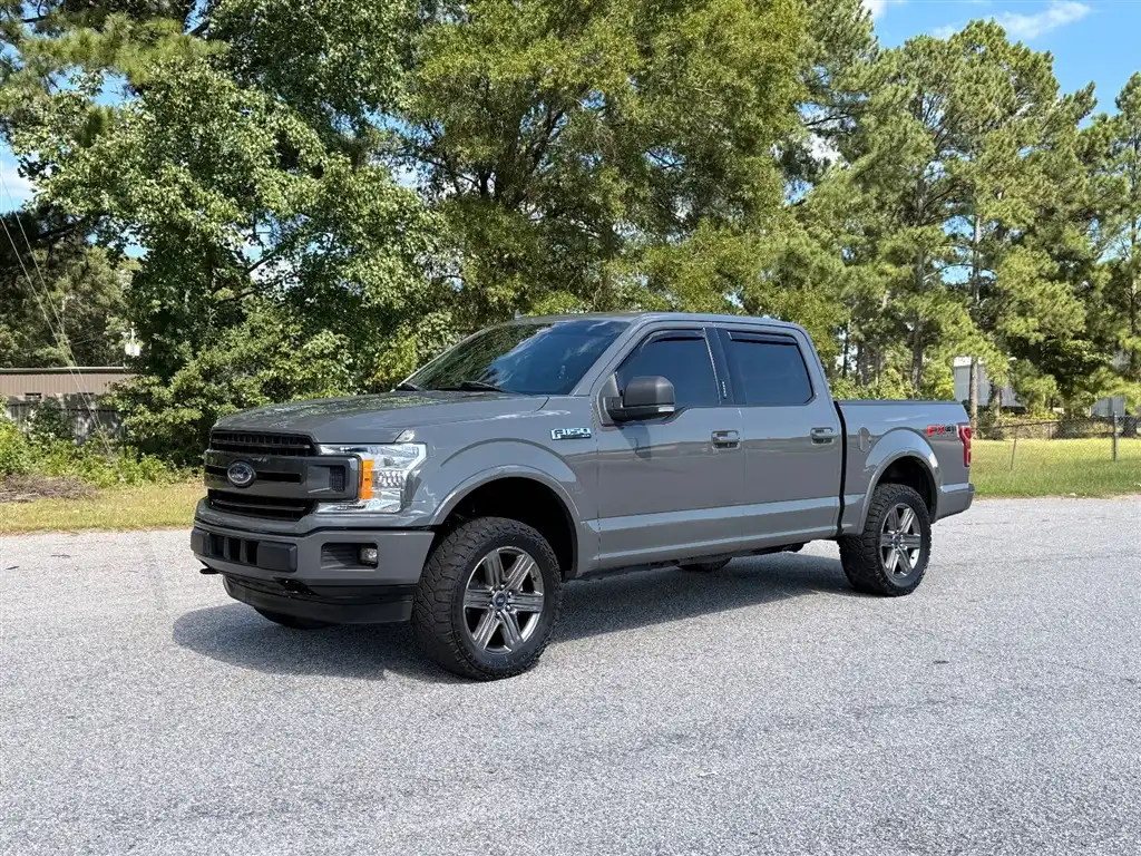 2020 Ford F-150 Lariat 4WD SuperCrew 5-1/2' Box's photo