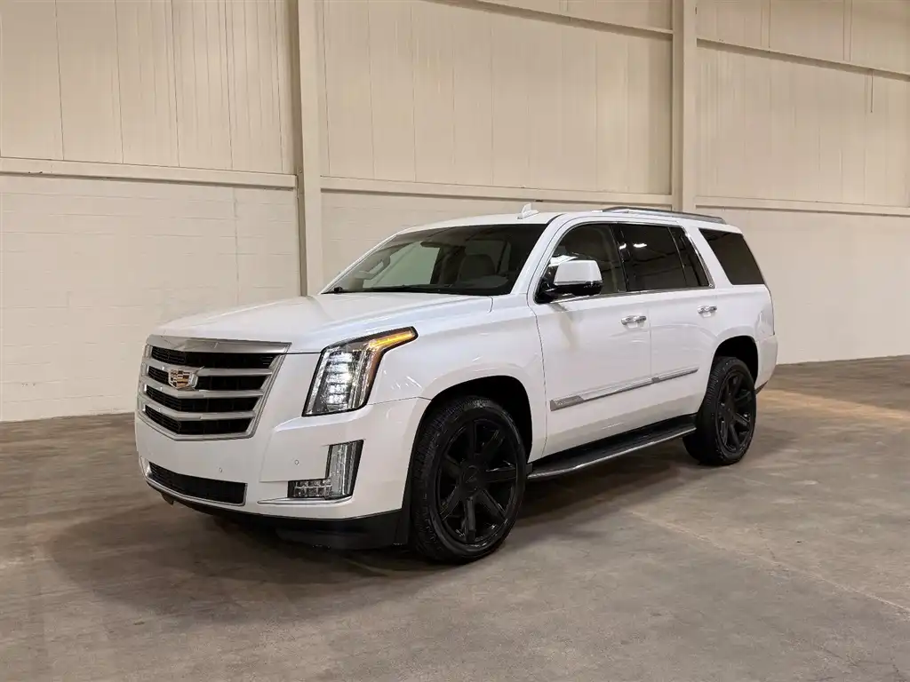 2016 Cadillac Escalade AWD Luxury's photo