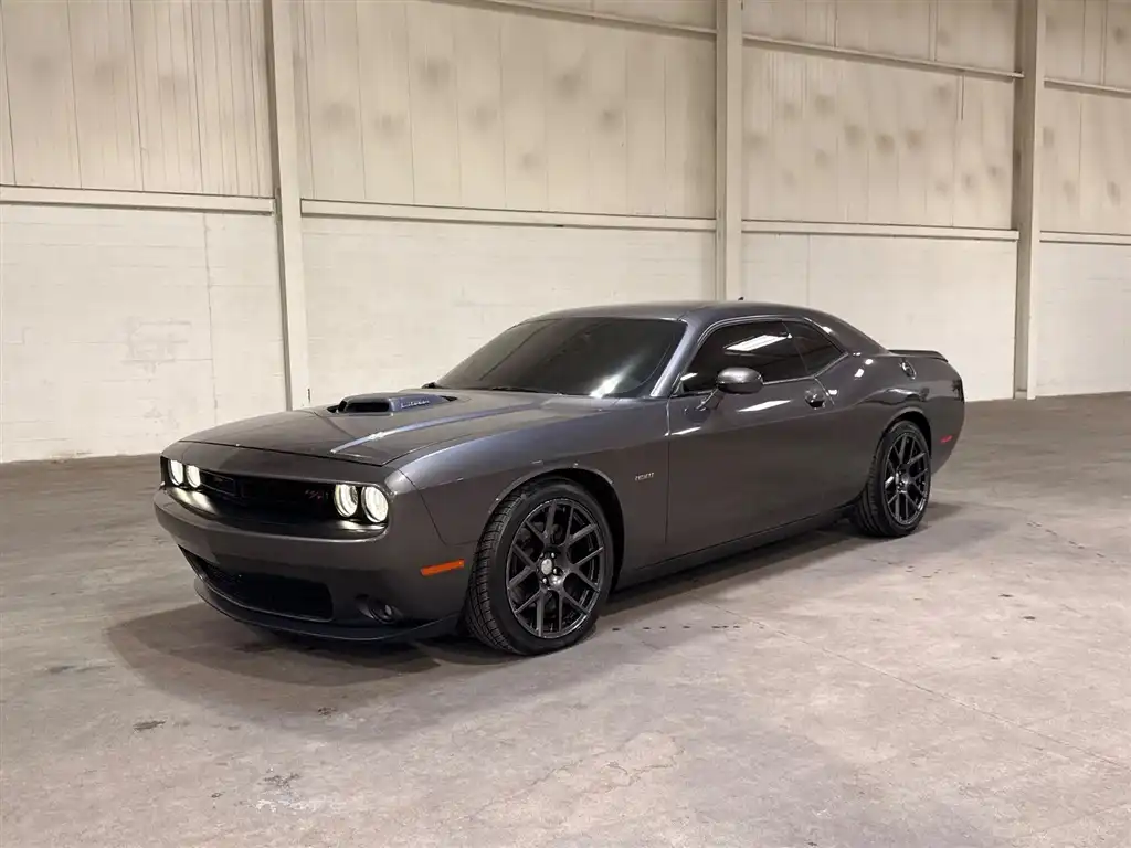 2016 Dodge Challenger R/T Shaker's photo