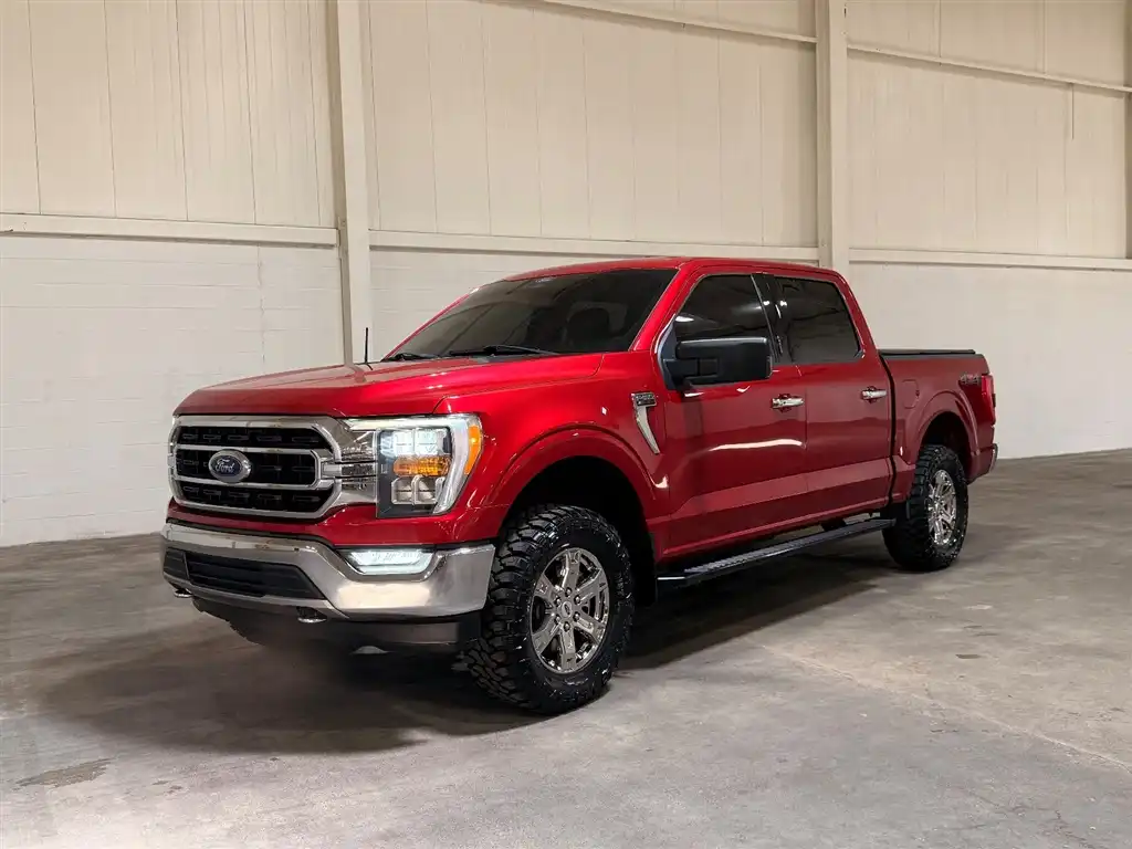 2021 Ford F-150 XLT 4x4 SuperCrew 5-1/2 Box's photo