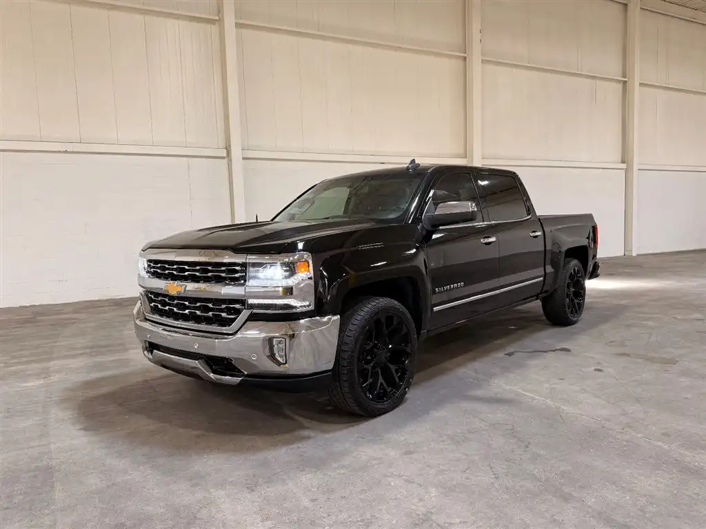2018 Chevrolet Silverado 1500 LTZ 4X4 Crew Cab Short Box's photo