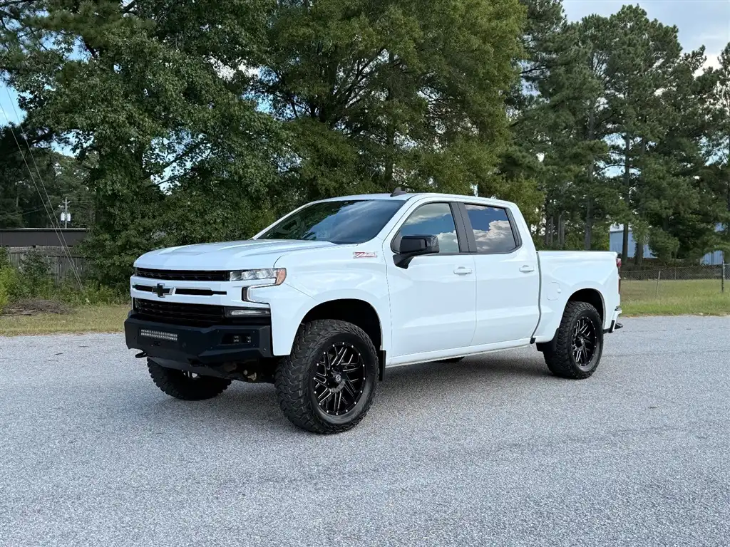 2021 Chevrolet Silverado 1500 RST 4WD Crew Cab Short Box's photo