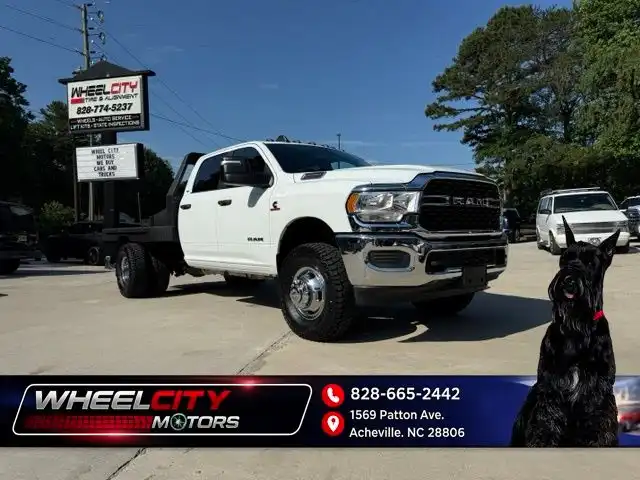 2024 RAM 3500 SLT 4X4 Crew Cab's photo