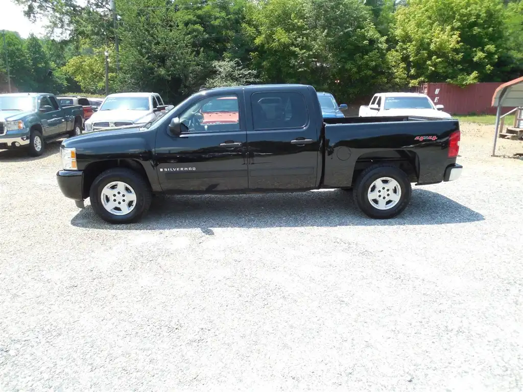 2008 Chevrolet Silverado 1500 LS 4X4 Crew Cab's photo