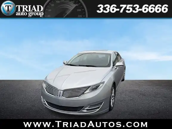 2014 Lincoln MKZ Front Wheel Drive's photo