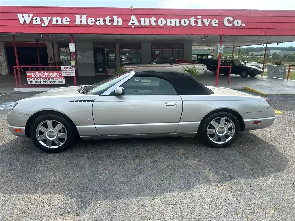 2004 Ford Thunderbird Premium's photo