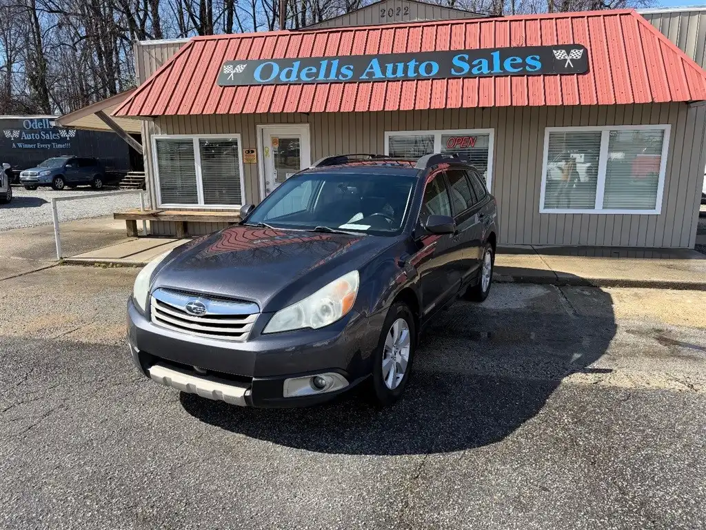 2012 Subaru Outback 2.5i Limited CVT PZEV's photo