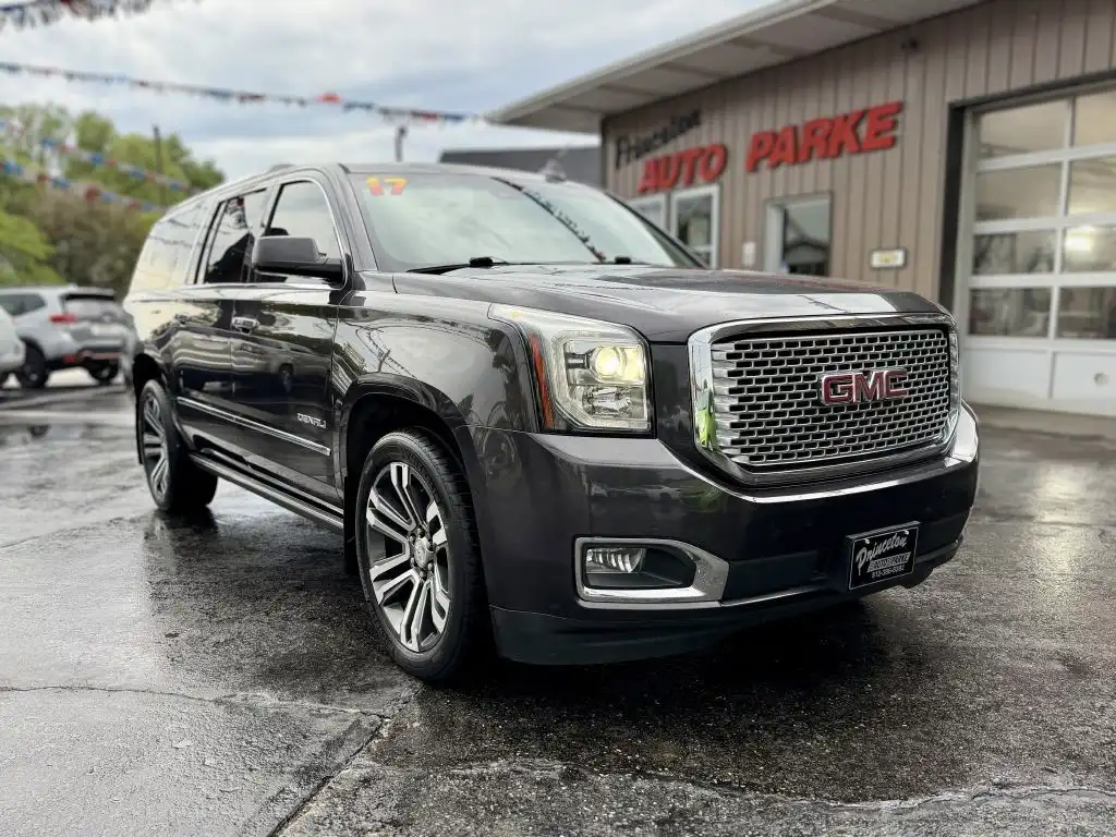 2017 GMC Yukon Denali AWD's photo