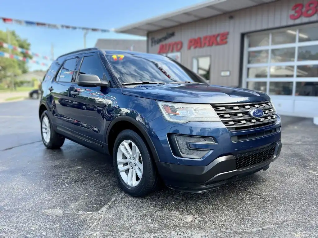 2017 Ford Explorer Base FWD's photo