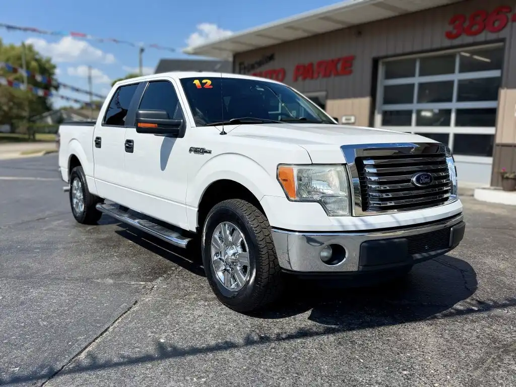 2012 Ford F-150 XL SuperCrew 145 in's photo
