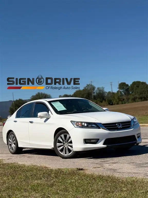 2013 Honda Accord EX-L Auto's photo